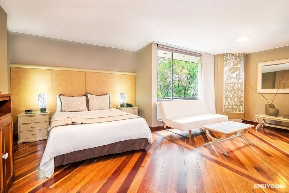 Lloyd's Apartasuites Parque 93 - Öne Çıkan Resim