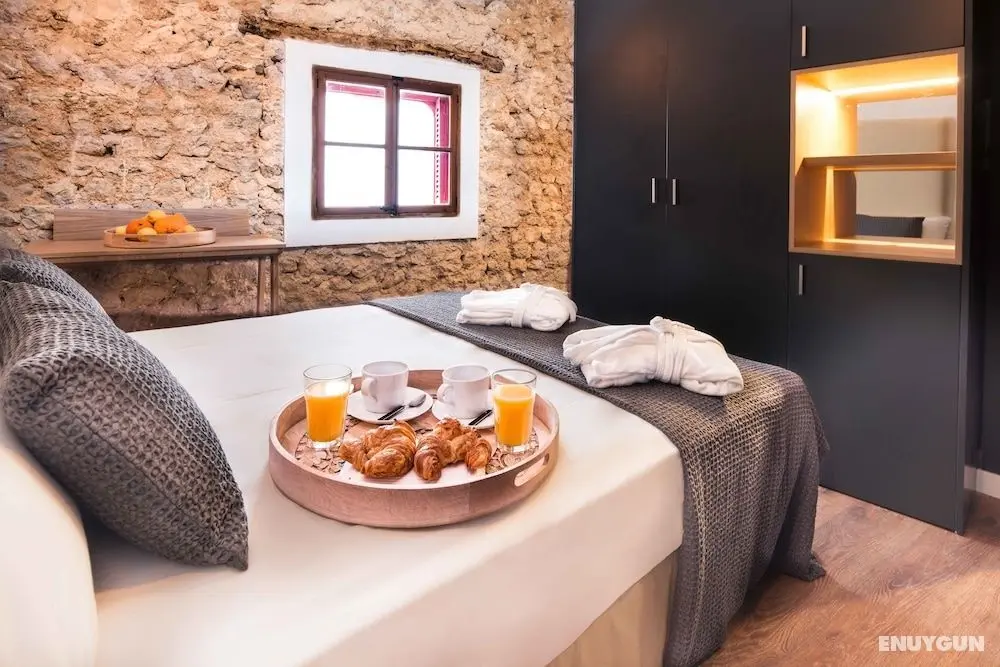 Lluna Aqua Soller - Öne Çıkan Resim