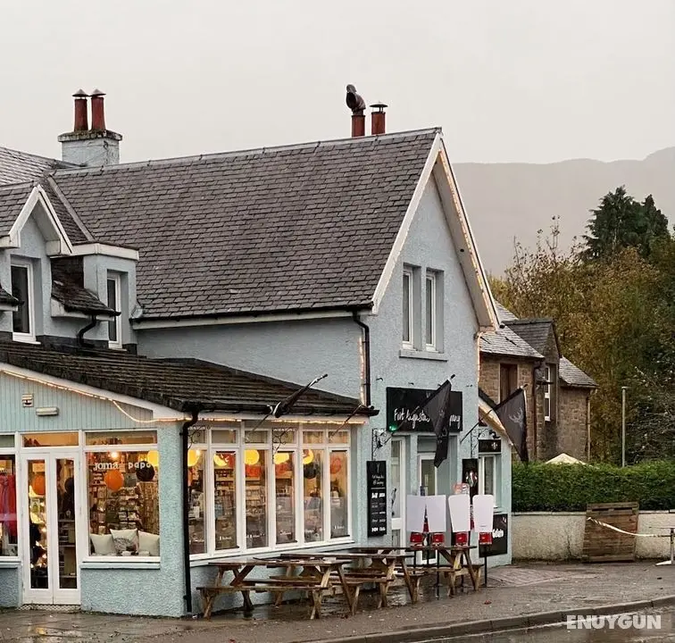Loch Ness Gate House - Öne Çıkan Resim