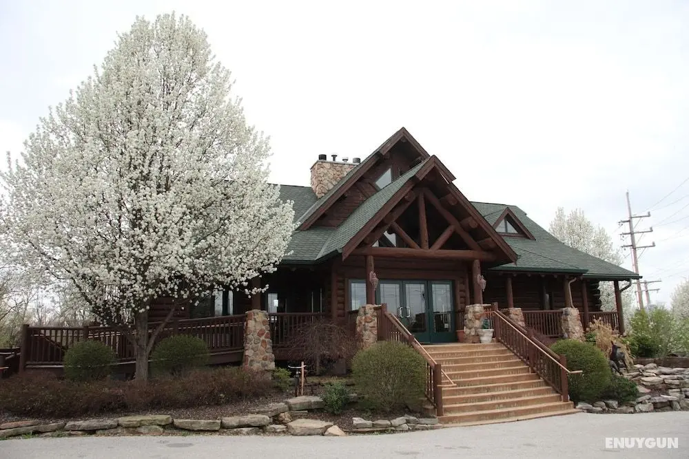 The Lodge at Grant's Trail - Öne Çıkan Resim