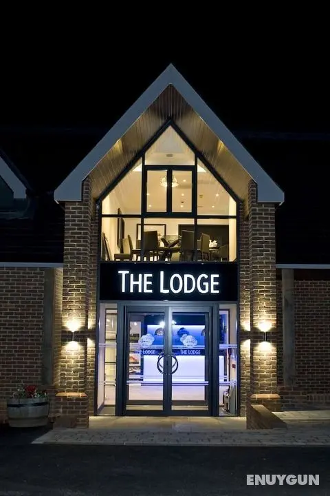 The Lodge at Kingswood - Öne Çıkan Resim