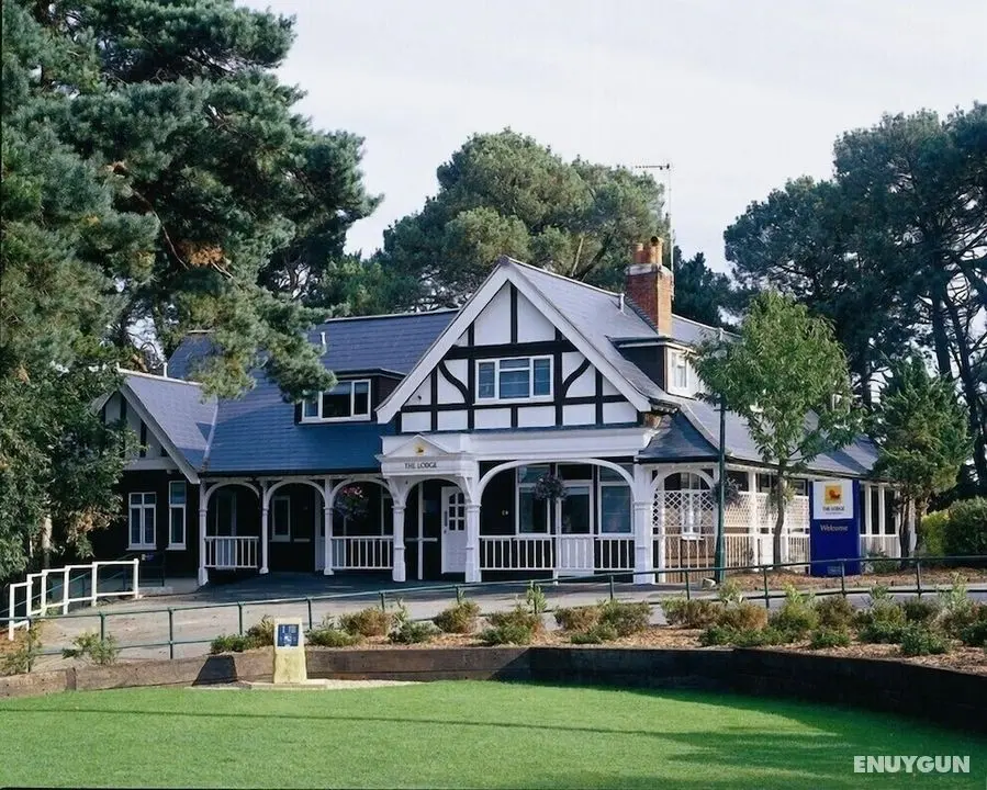 The Lodge at Meyrick Park - Öne Çıkan Resim