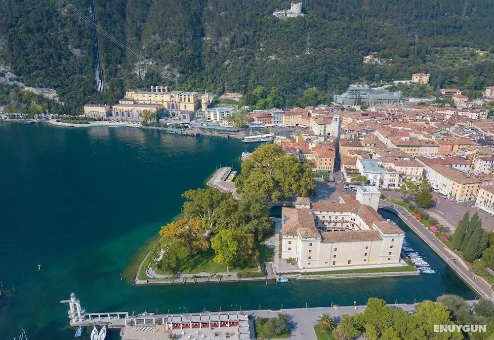 Loft Adamello 200mt From Lake - Dış Mekan