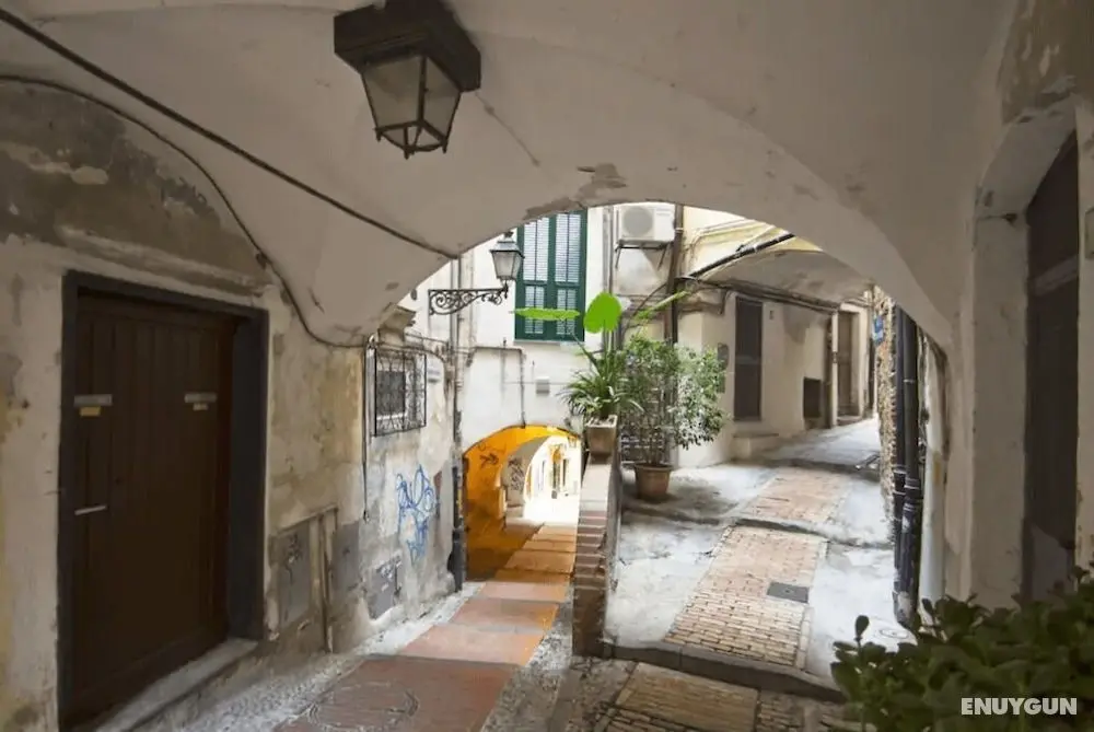Loft in Sanremo Riviera dei Fiori - Dış Mekan