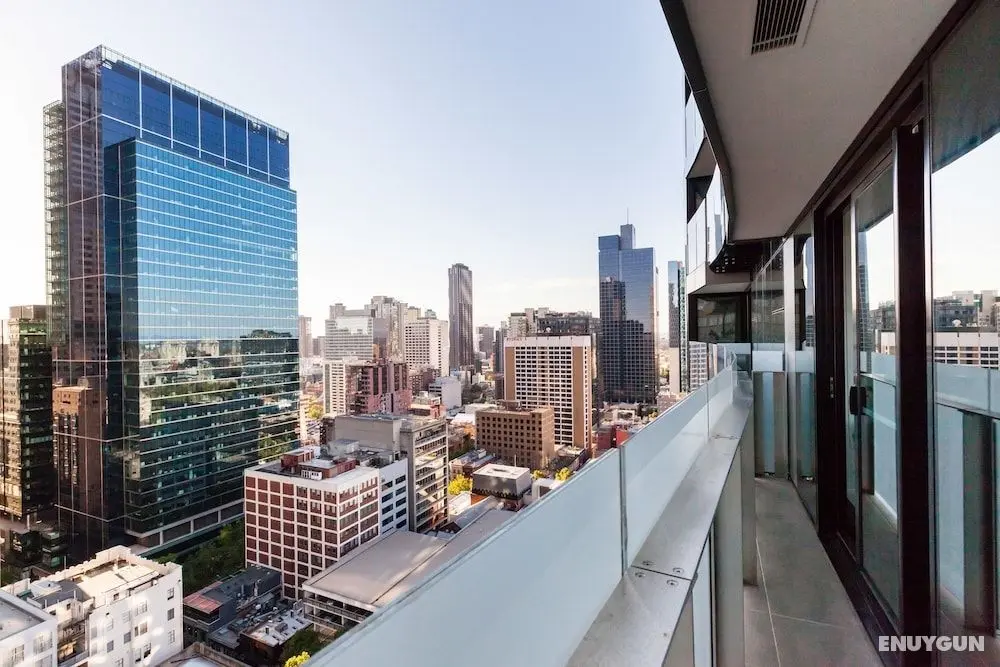 LOGAN, 2BDR Melbourne Apartment - Oda Manzaraları