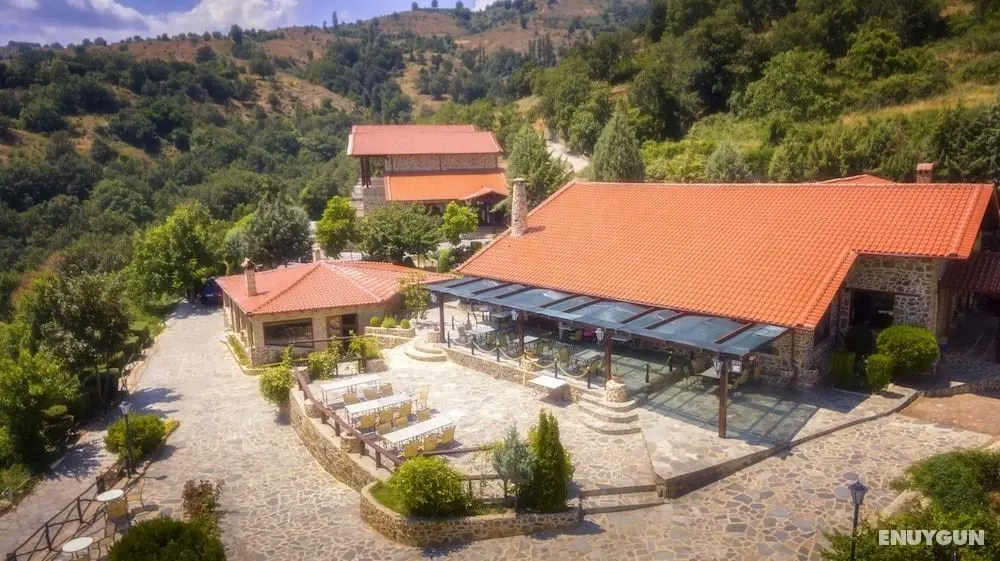 Loggas Hotel - Dış Mekan