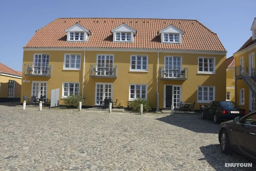Løkken Badehotel - Apartment Hotel - Dış Mekanlar