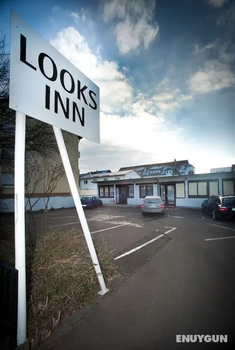Looks Inn - Öne Çıkan Resim