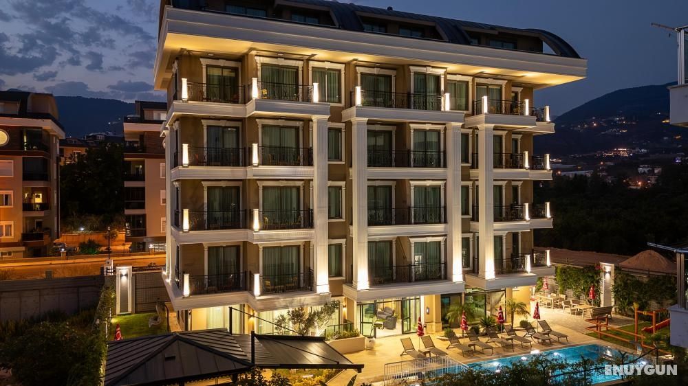 Loovox Suites