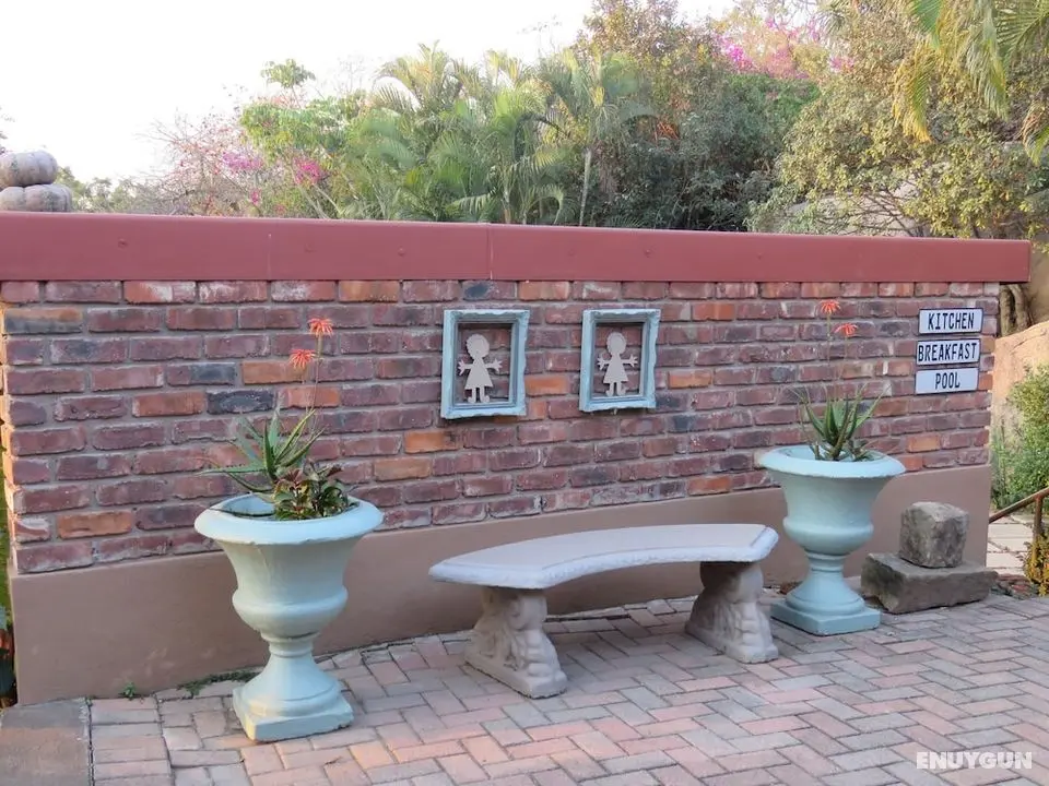 Lost Trail Bed and Breakfast - Dış Mekan