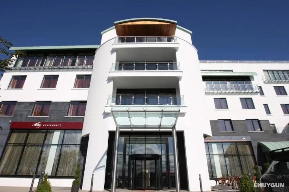 Lough Rea Hotel & Spa - Dış Mekan