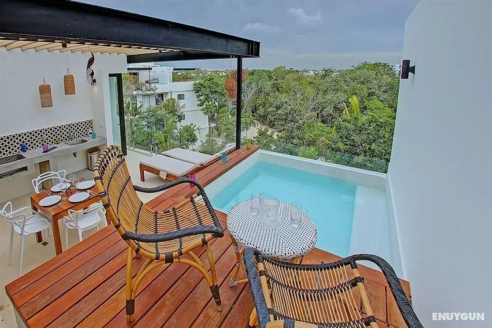 Loveboat Penthouse Studio With Private Splash Pool – PENTHOUSE 5 B – By Salt-Kisses - Oda Düzeni