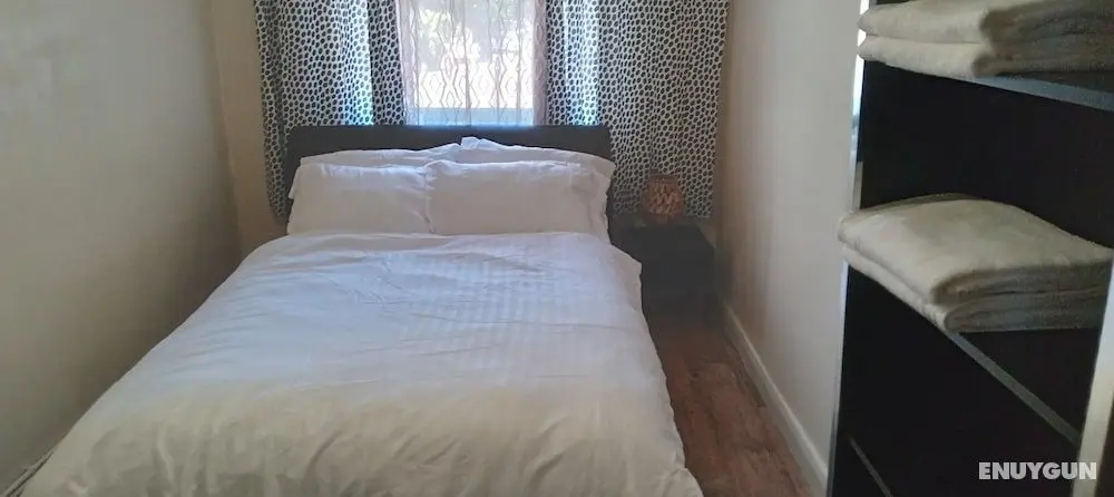 Lovely 1 Bedroom Apartment With Garden - Öne Çıkan Resim