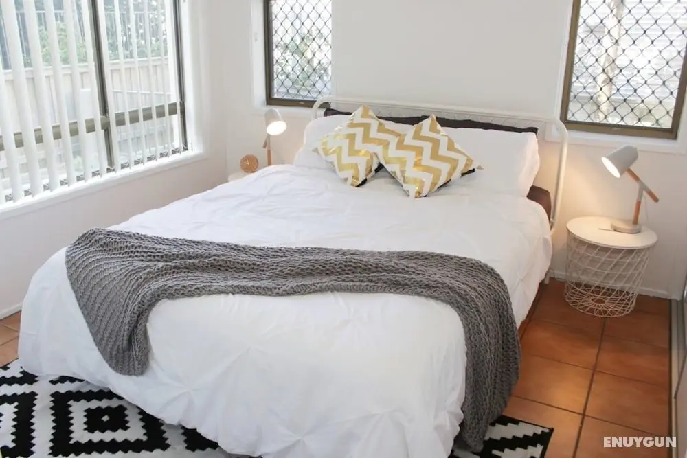 Lovely 1 Bedroom Apartment Steps to the Beach - Oda