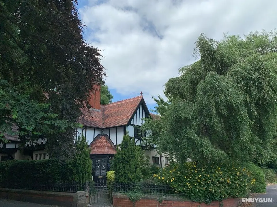 Lovely 2-bed Apartment in Lytham Saint Annes - Dış Mekan
