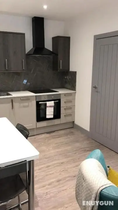 Lovely 2-bed Apartment in Stanford-le-hope - Öne Çıkan Resim