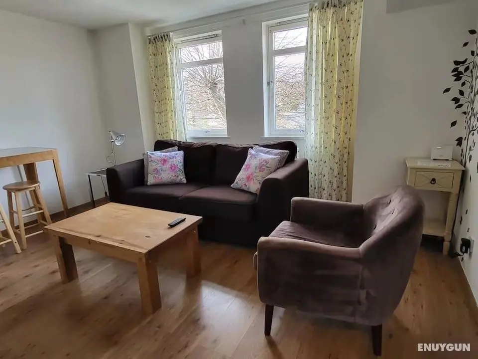Lovely 2 Bedroom Apartment With Private Parking - Öne Çıkan Resim