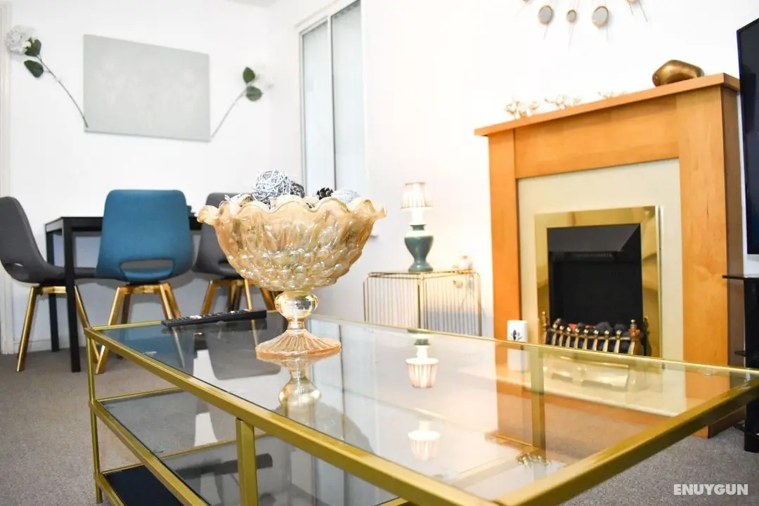 Lovely 2-bedroom Serviced Apartment in West Brom - Öne Çıkan Resim