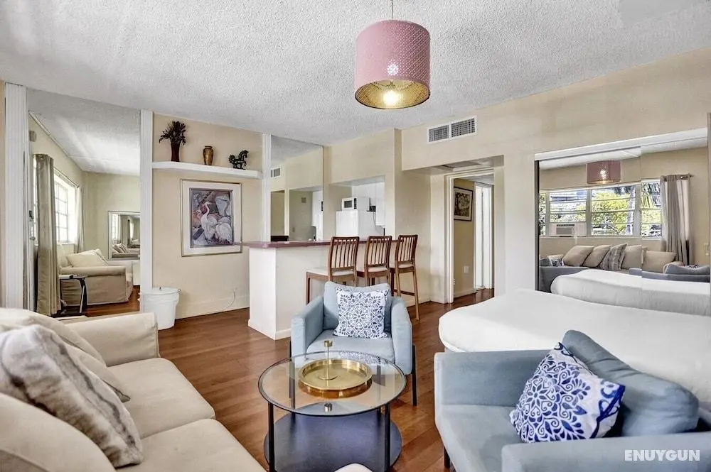 Lovely 2br/1bath, Hallandale Beach, Outdoor Pool & Free Parking! - Öne Çıkan Resim