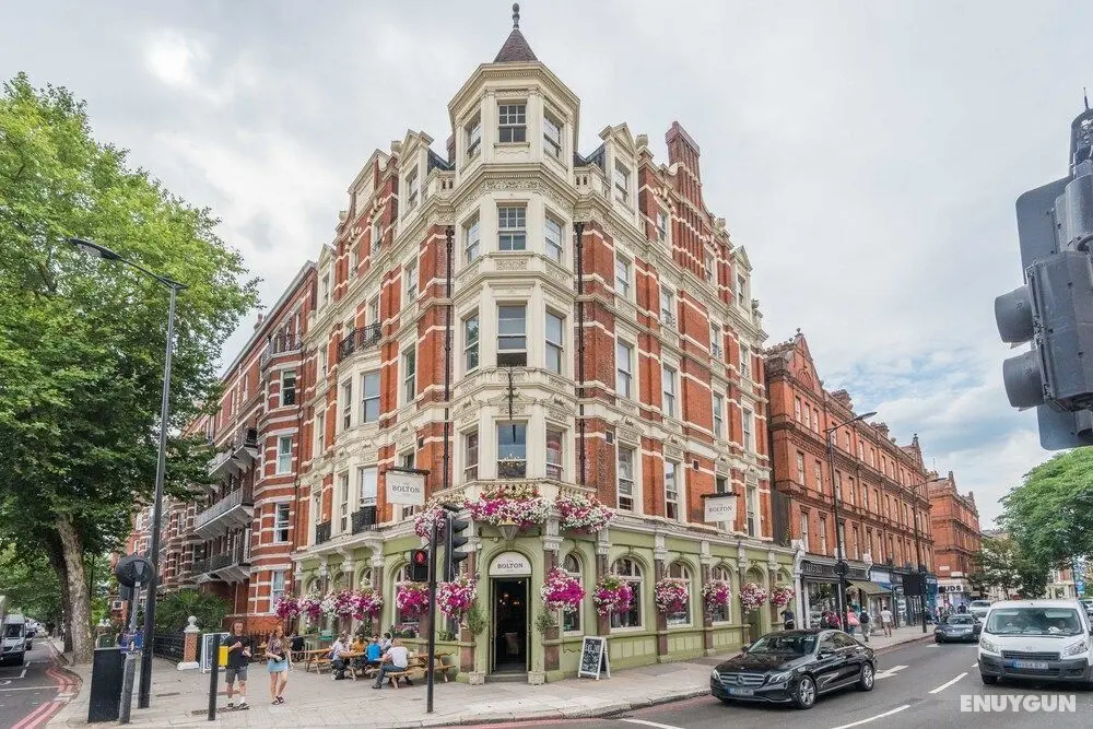 Lovely Chelsea Home near The Thames - Dış Mekan