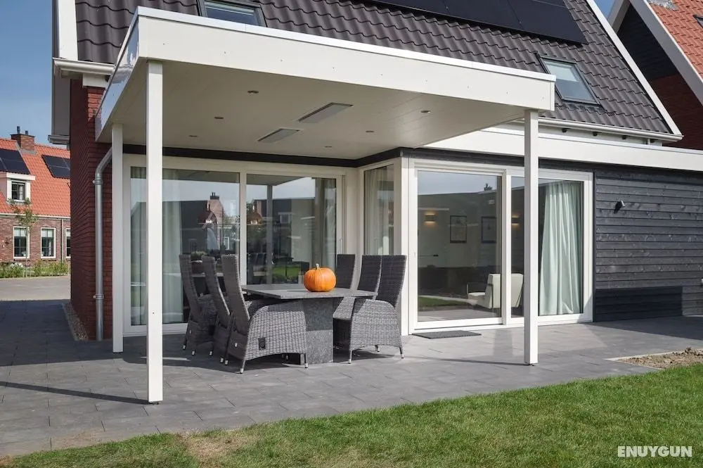 Lovely Holiday Home With a Luxurious Outdoor Sauna - Öne Çıkan Resim