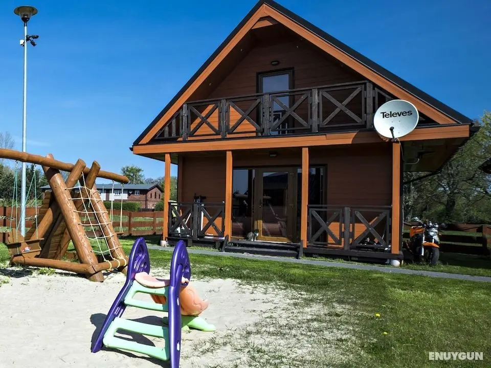 Lovely House Overlooking the Lake, Near the Sea, Ideal for 9 People - Öne Çıkan Resim
