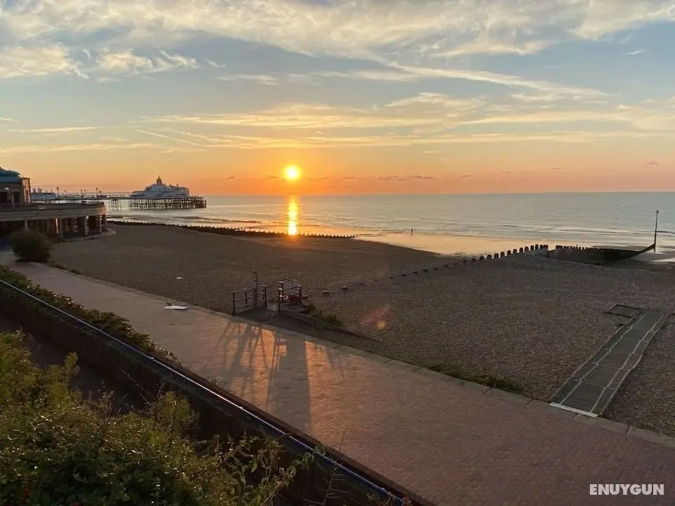 Lovely Seaside Apartment in Central Eastbourne - Öne Çıkan Resim
