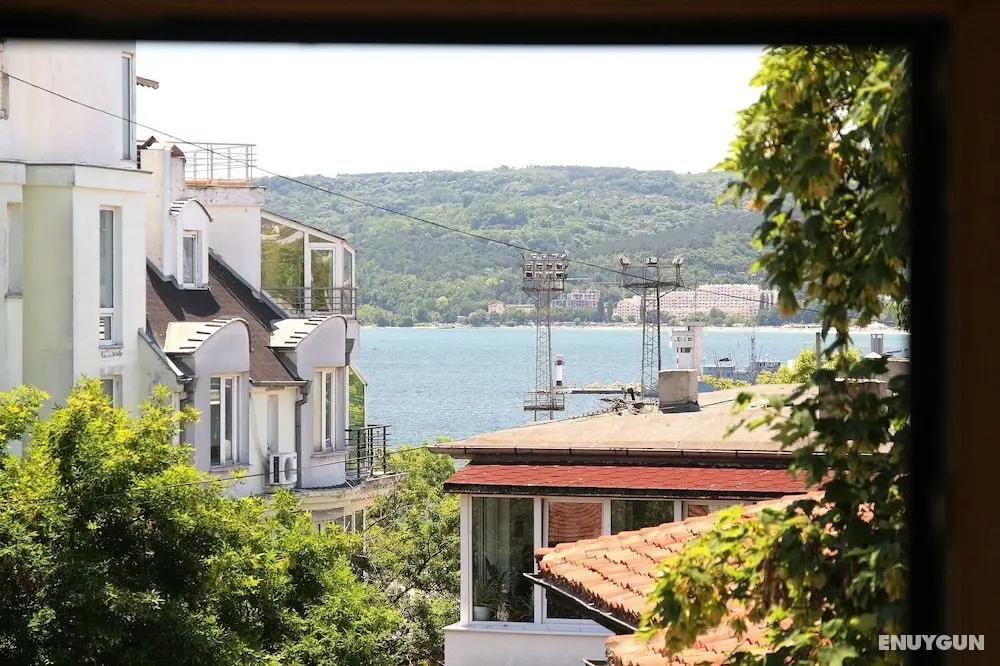 Lover's nest next to the beach - Dış Mekan
