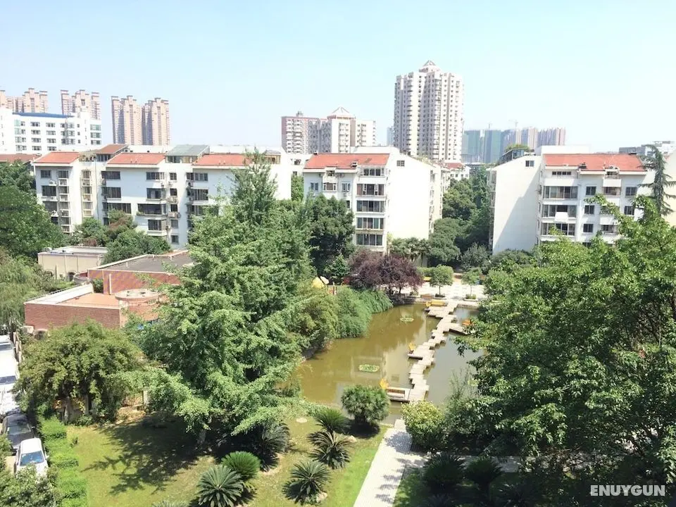 Loving Chengdu Youth Hostel - Dış Mekan