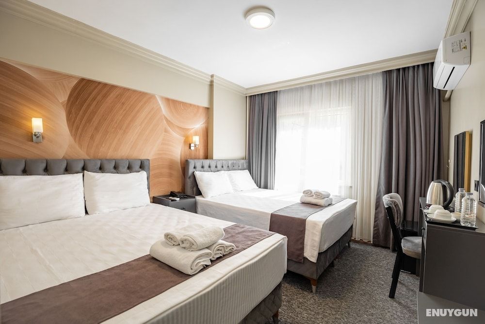 Loyal City Hotel