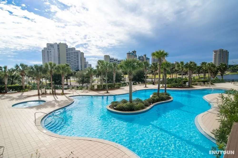 Luau Resort by Panhandle Getaways - Öne Çıkan Resim