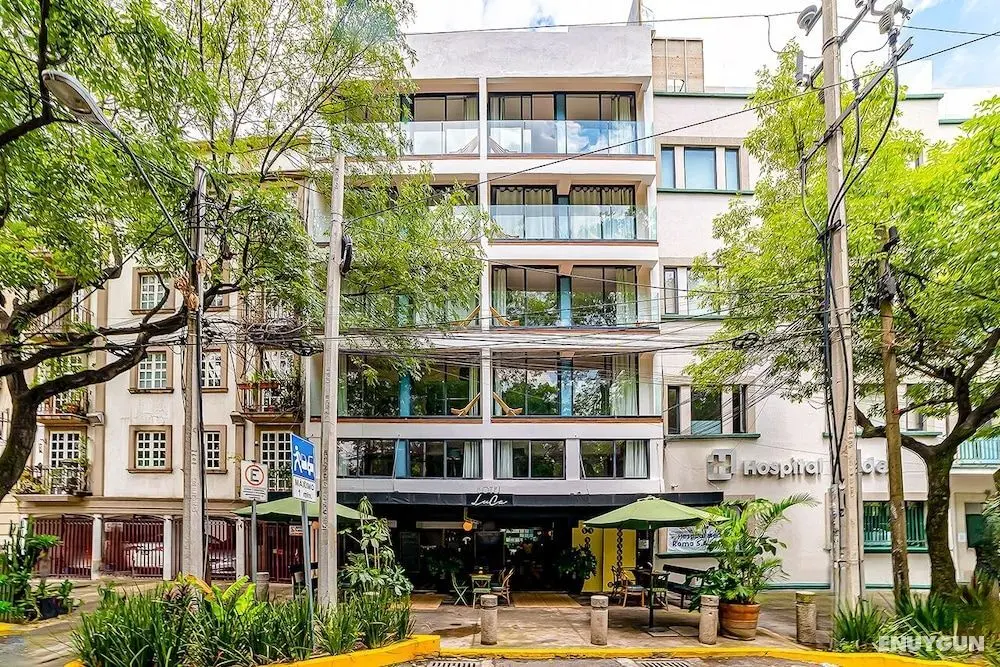 HOTEL LUCA - Dış Mekan