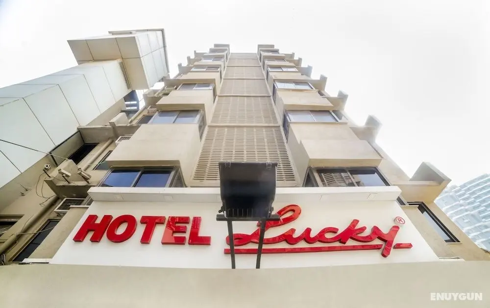 Lucky Hotel Bandra - Öne Çıkan Resim