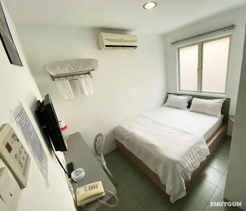 Lucky Hotel - Öne Çıkan Resim