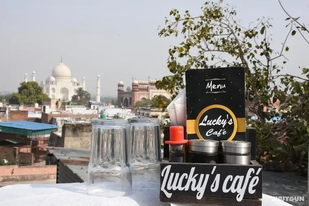 Lucky Restaurant And Guest House - Yerinde Yemek