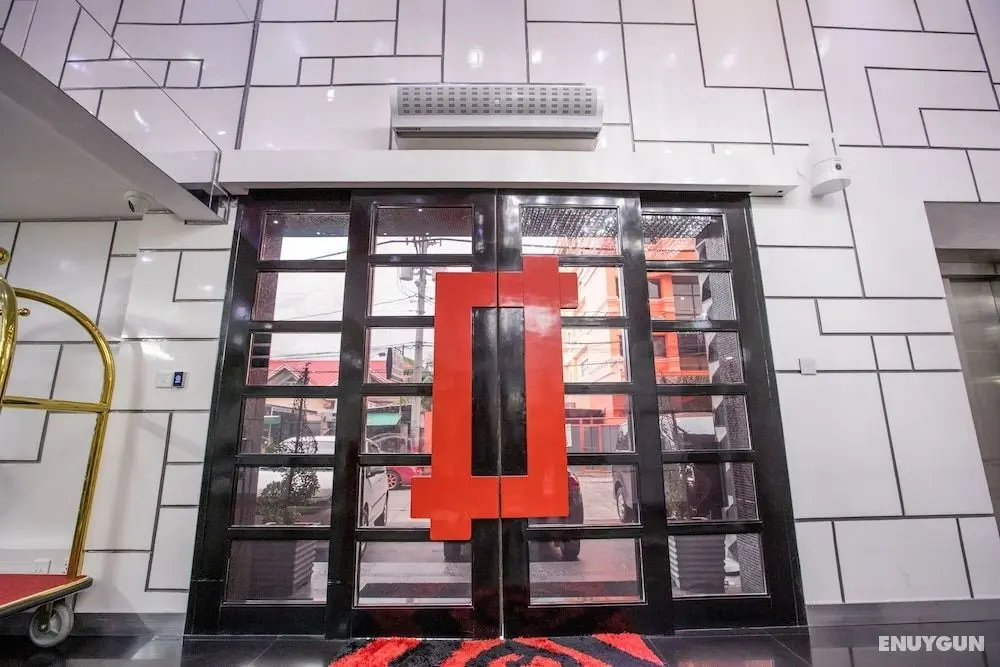 Luks Lofts Hotel & Residences - Lobi