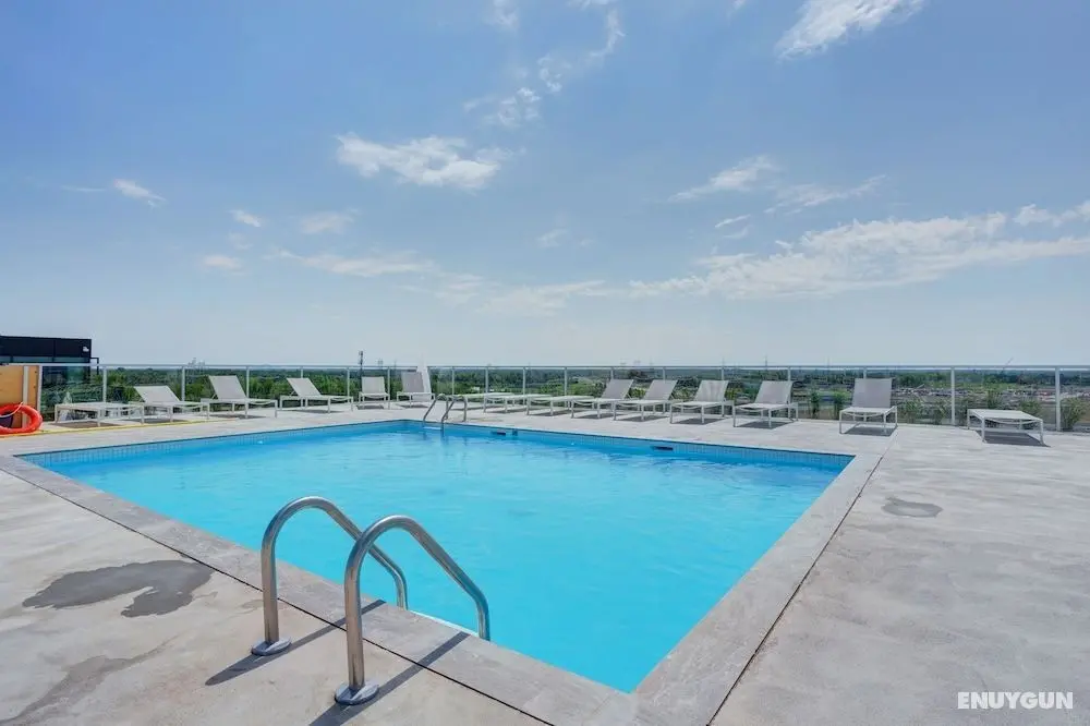Lumeo Apartments by CorporateStays - Havuz