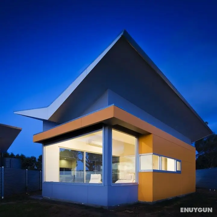Lush Pastures - Öne Çıkan Resim