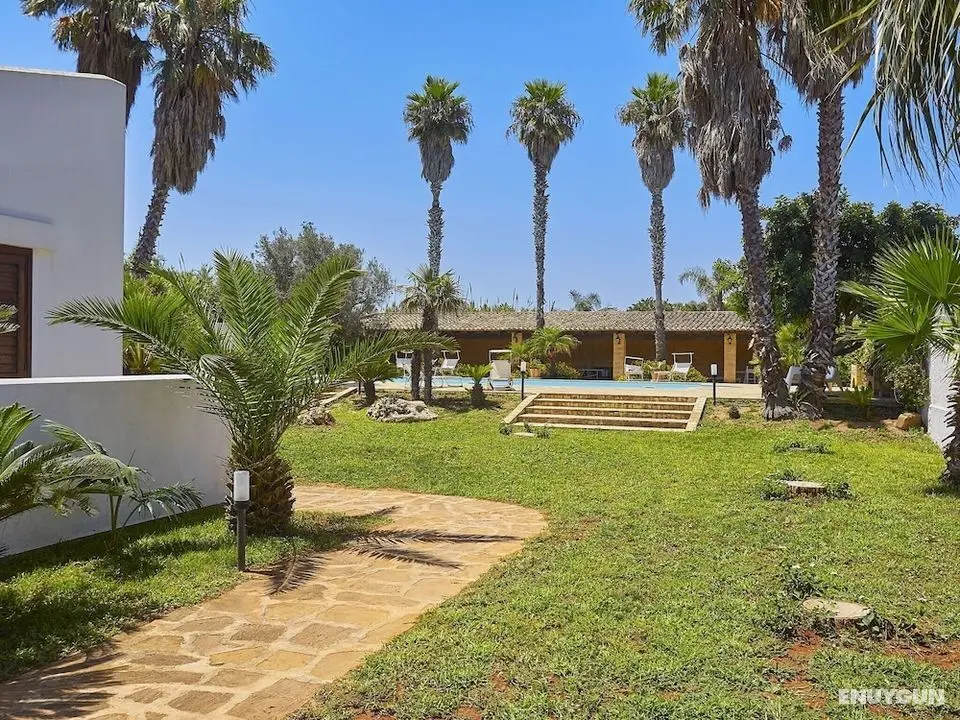 Lush Villa With Private Swimming Pool in Marsala Sicily - Dış Mekanlar