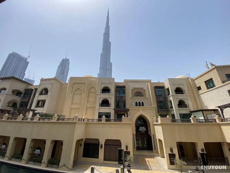 Lux BnB 1BD I Souk Al Bahar I Burj Views - Oda Manzaraları