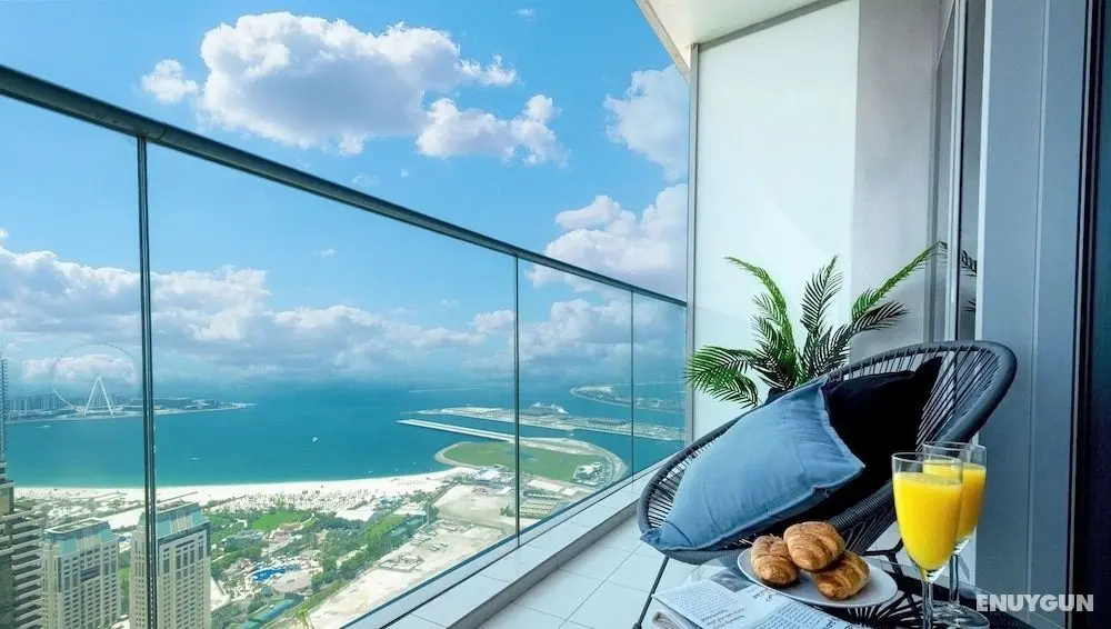 LUX - Lavish Suite Palm Jumeirah view 3 - Öne Çıkan Resim