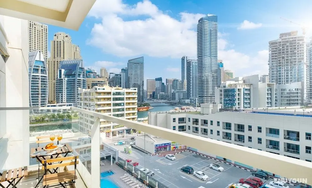 LUX The Modern Marina Suite 2 bed - Dış Mekanlar