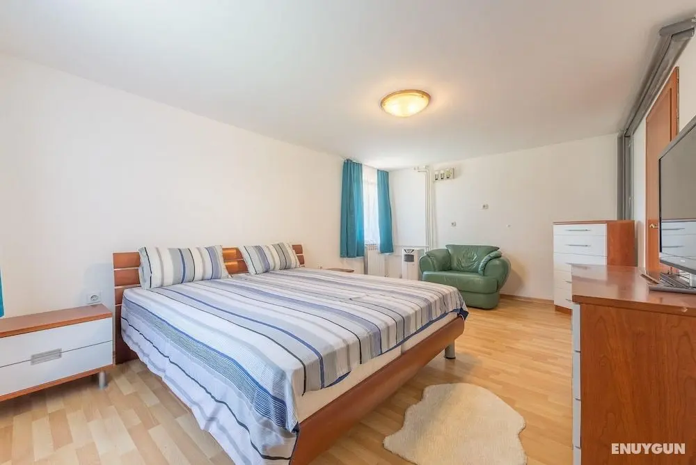 Villa Lux Nina - 6 bedrooms - pool&sauna - Oda