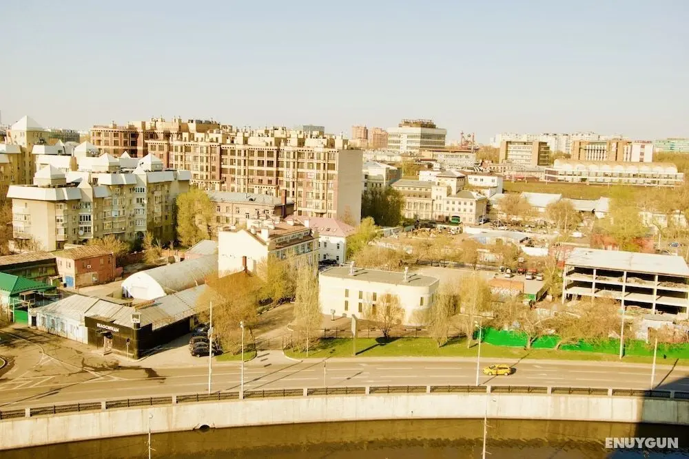 LUXKV Apartment on Nikoloyamskiy 3A - Oda Manzaraları