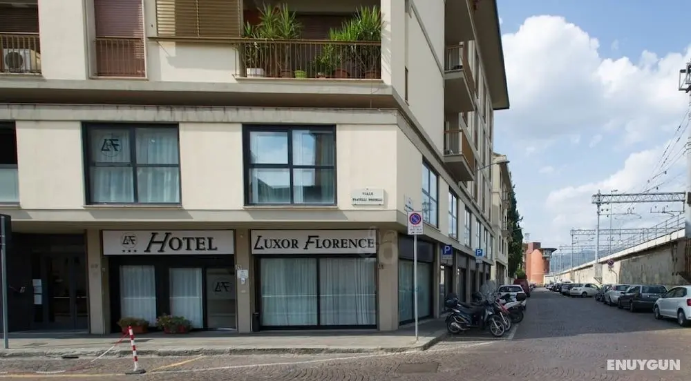 Hotel Luxor Florence - Dış Mekan