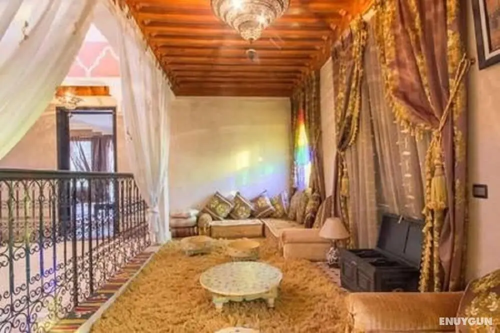 Luxueuse Villa - Öne Çıkan Resim