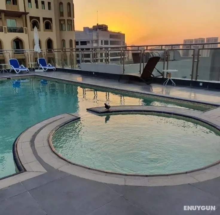 Luxurious Apartment Near Dubai Downtown, UAE - Öne Çıkan Resim