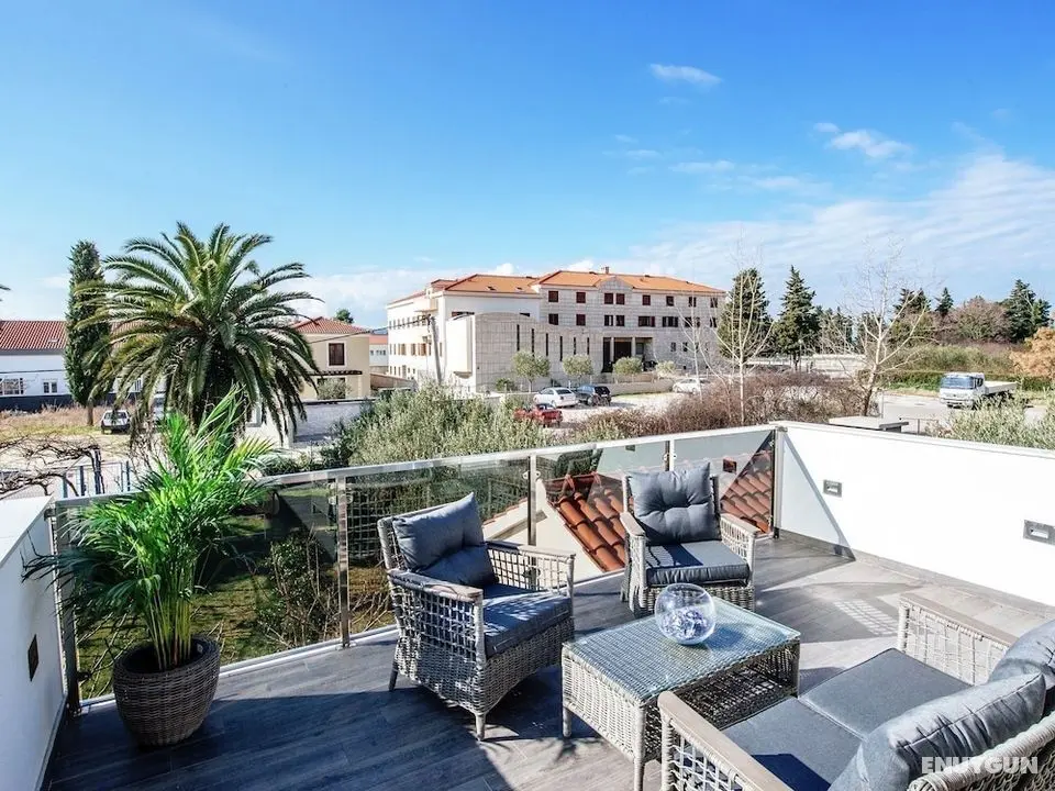 Luxurious Apartment in Zadar With Garden - Konum Öne Çıkanlar