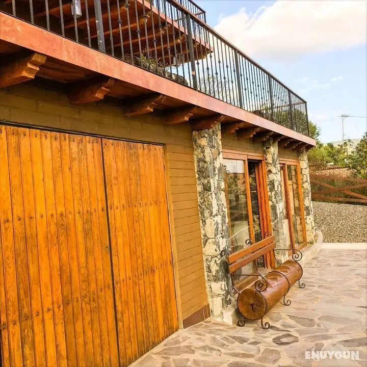 Luxurious Cabin Retreat in Tapalpa 4 Bedrooms 6 Bathrooms - Dış Mekan