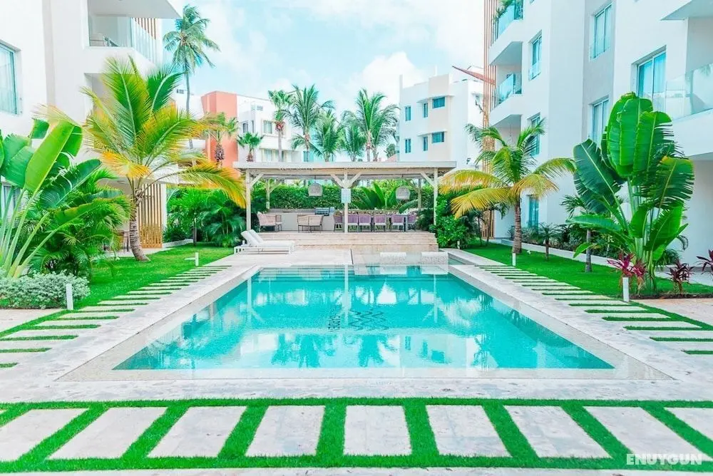 Luxurious Condo Steps From the Beach B2 Los Corales - Öne Çıkan Resim